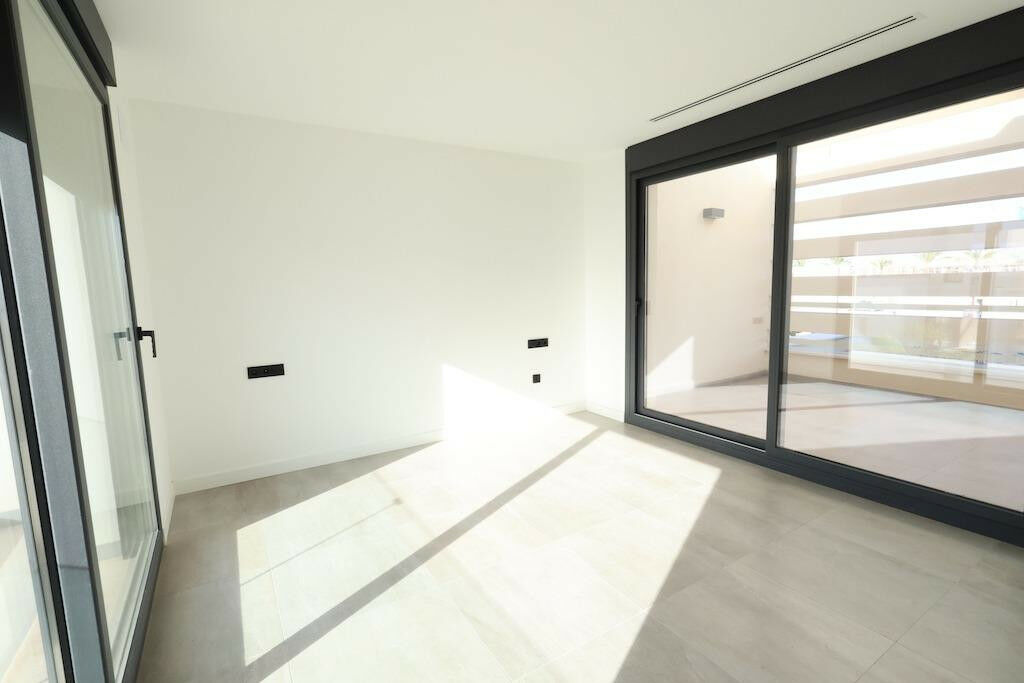 Detached Villa Los Alcazares Murcia - image 12