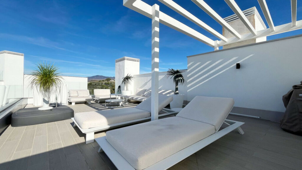 Penthouse New Golden Mile Málaga - image 12