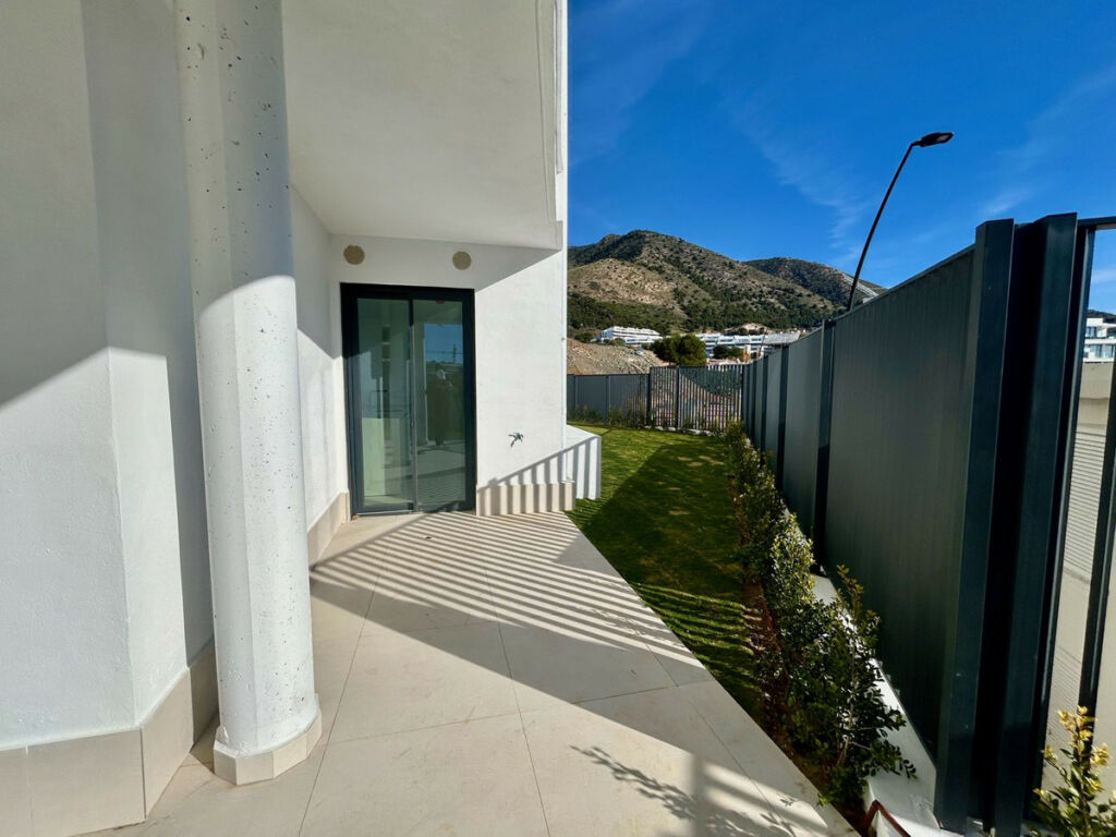 Ground Floor Apartment Fuengirola Málaga - image 8