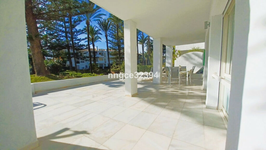 Ground Floor Apartment San Pedro de Alcántara Málaga - image 7
