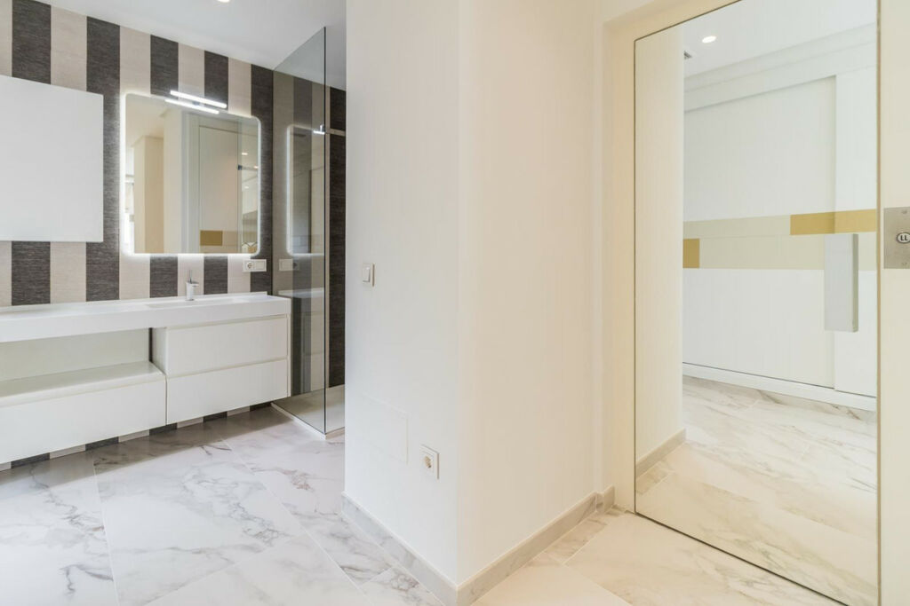 Townhouse Estepona Málaga - image 12
