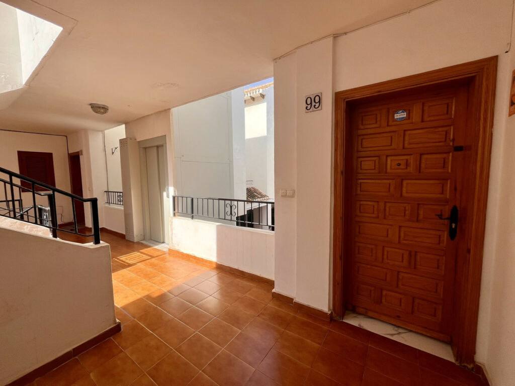Ground Floor Apartment Villamartin Alicante - image 12