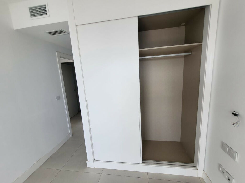 Middle Floor Apartment Fuengirola Málaga - image 12