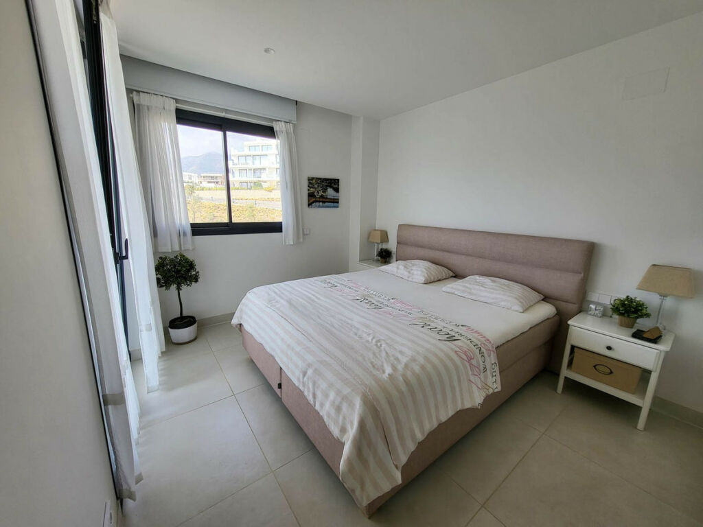 Middle Floor Apartment Fuengirola Málaga - image 12