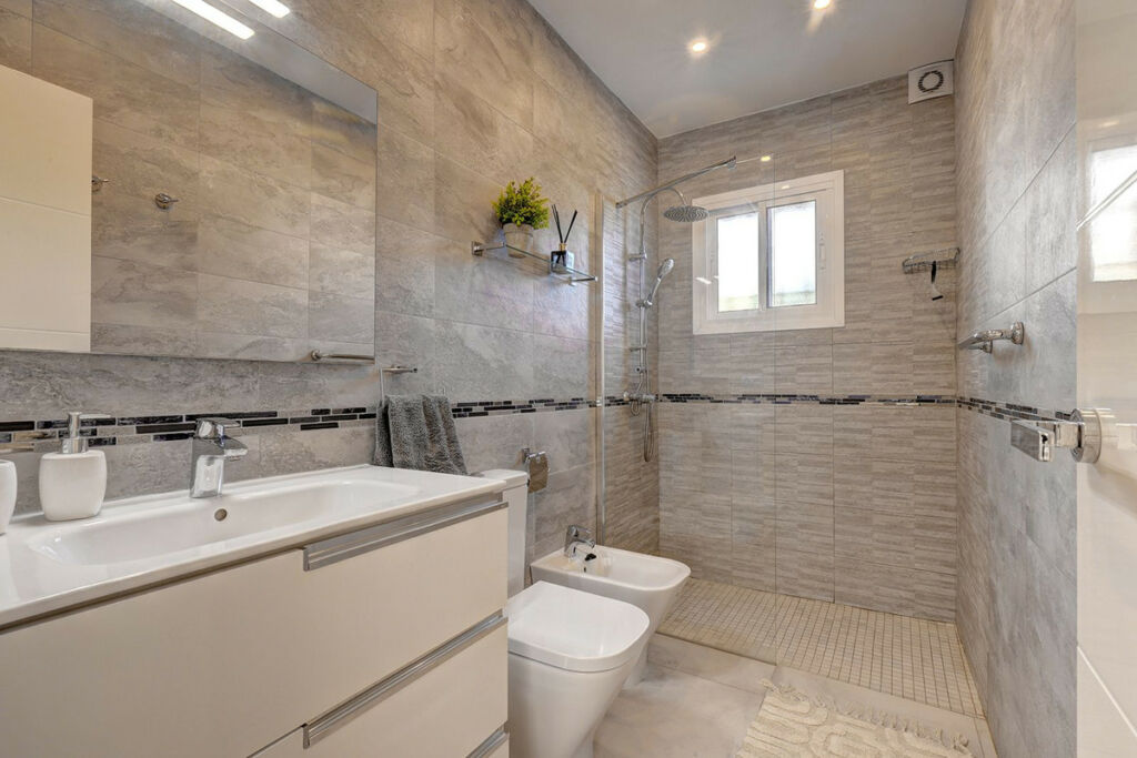 Detached Villa Torreblanca Málaga - image 14