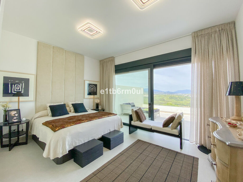 Detached Villa Casares Playa Málaga - image 12