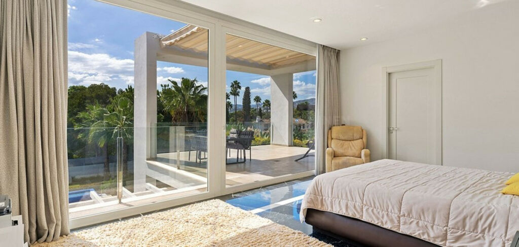Detached Villa Nueva Andalucía Málaga - image 13
