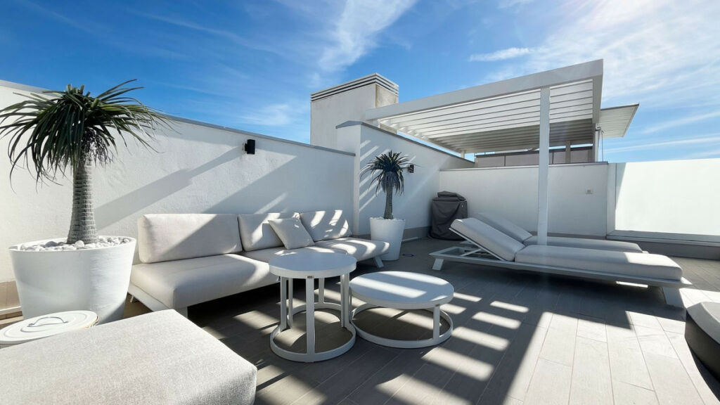 Penthouse New Golden Mile Málaga - image 13