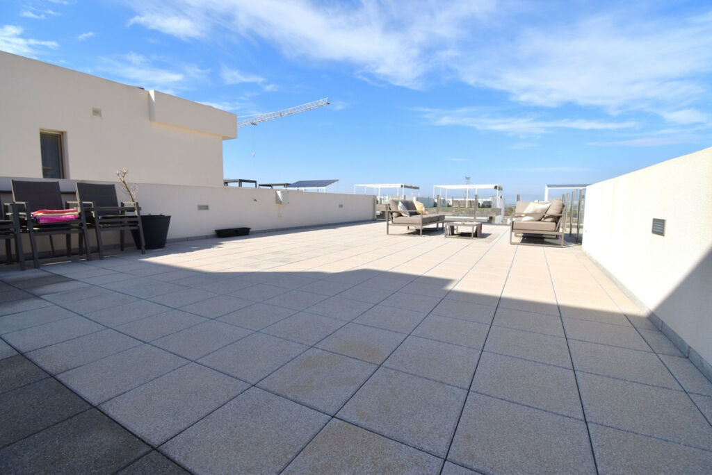 Detached Villa Villamartin Alicante - image 13