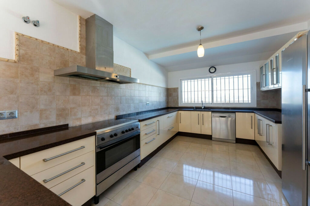 Detached Villa Alhaurín el Grande Málaga - image 13