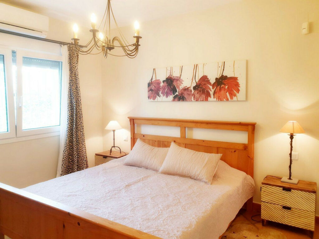Detached Villa Moraira Alicante - image 13