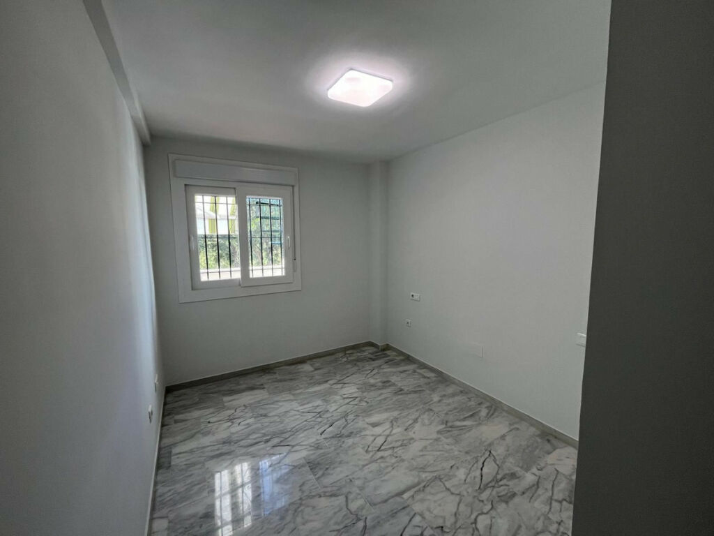 Top Floor Apartment Benalmadena Costa Málaga - image 12