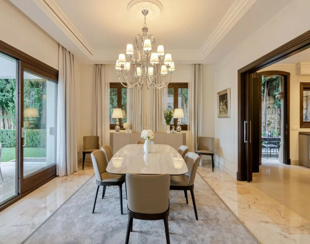 Detached Villa Sierra Blanca Málaga - image 13