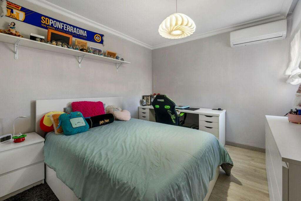 Townhouse Torrevieja Alicante - image 13