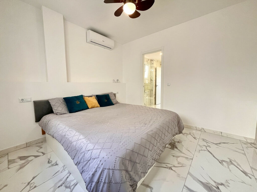 Ground Floor Apartment Villamartin Alicante - image 13