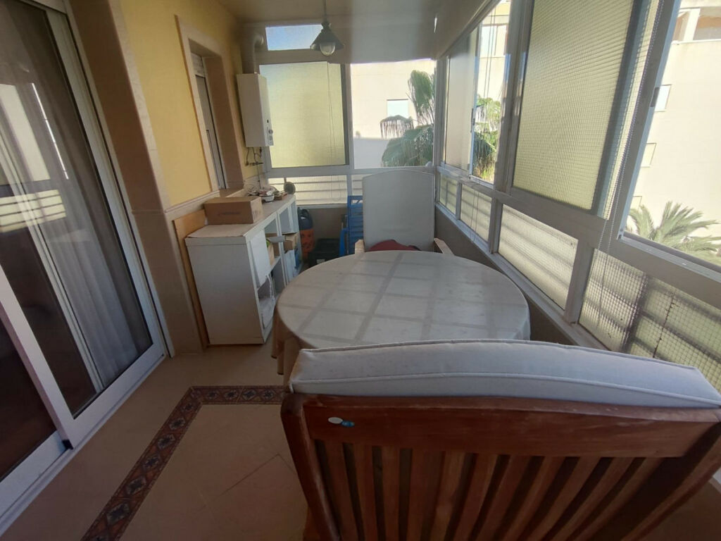 Middle Floor Apartment Torrevieja Alicante - image 13