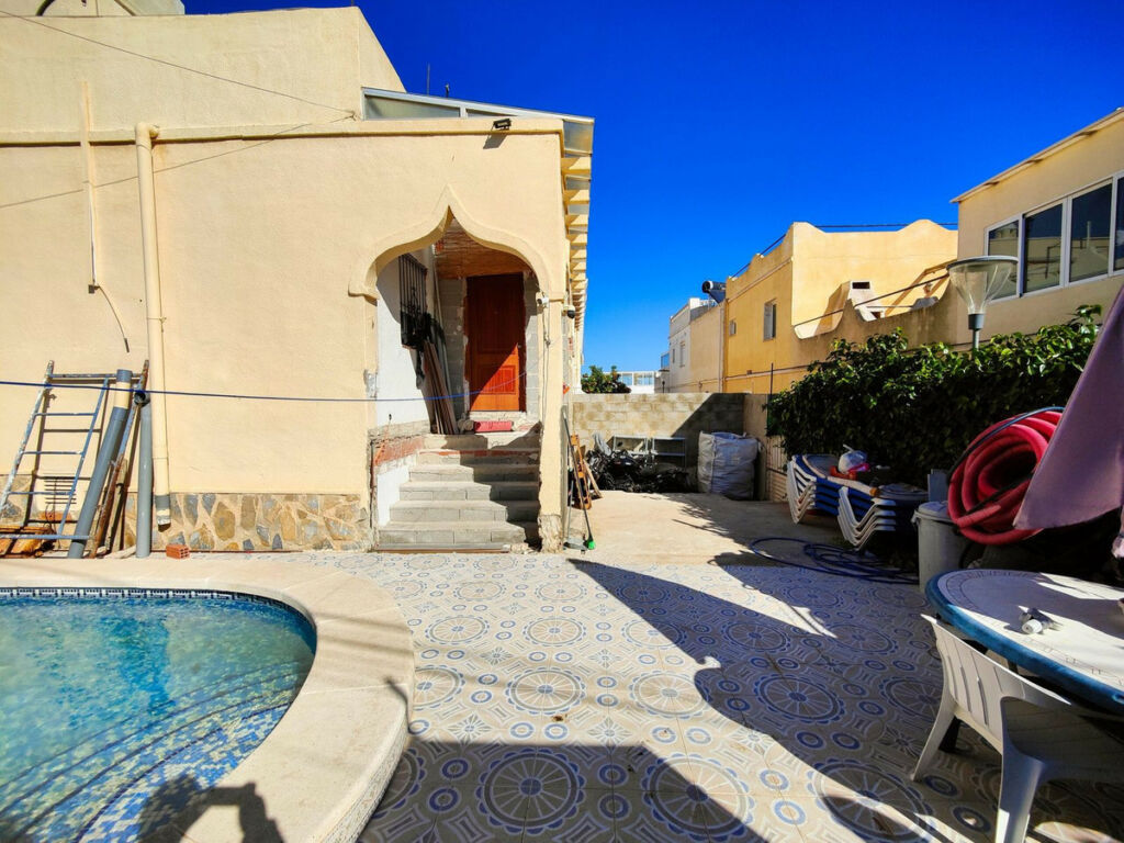 Semi-Detached House San Miguel de Salinas Alicante - image 13
