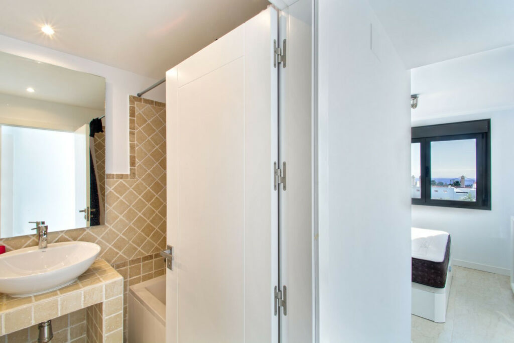 Penthouse Estepona Málaga - image 14