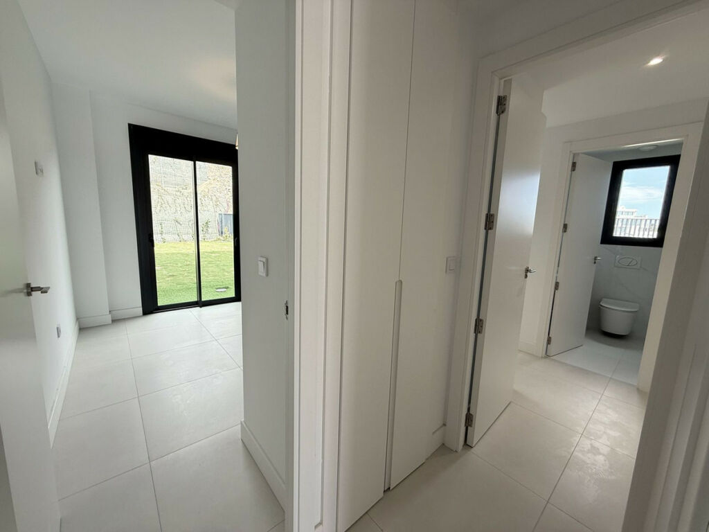 Ground Floor Apartment Fuengirola Málaga - image 14