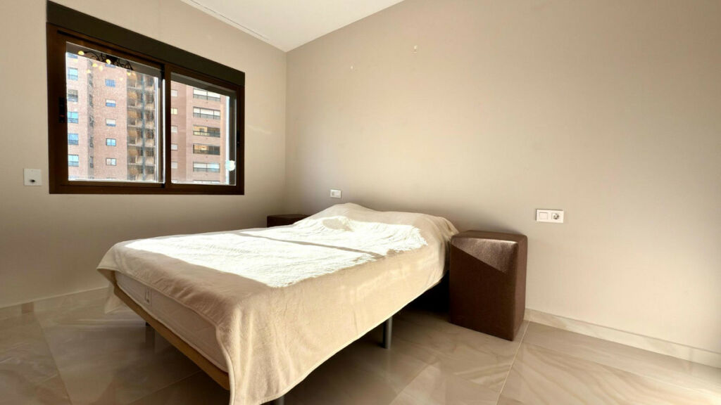Middle Floor Apartment Benidorm Alicante - image 14