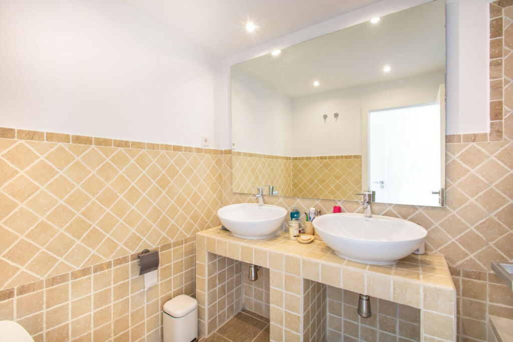 Penthouse Estepona Málaga - image 15