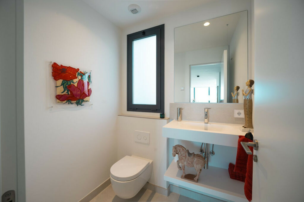 Middle Floor Apartment Fuengirola Málaga - image 14