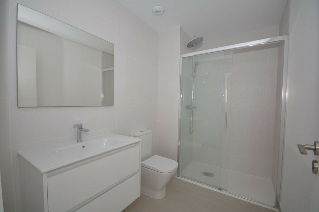 Middle Floor Apartment Estepona Málaga - image 14