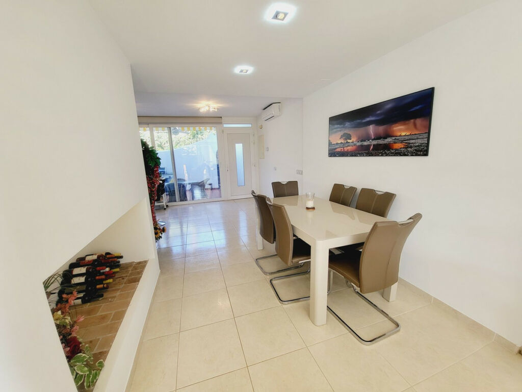 Townhouse Miraflores Málaga - image 14