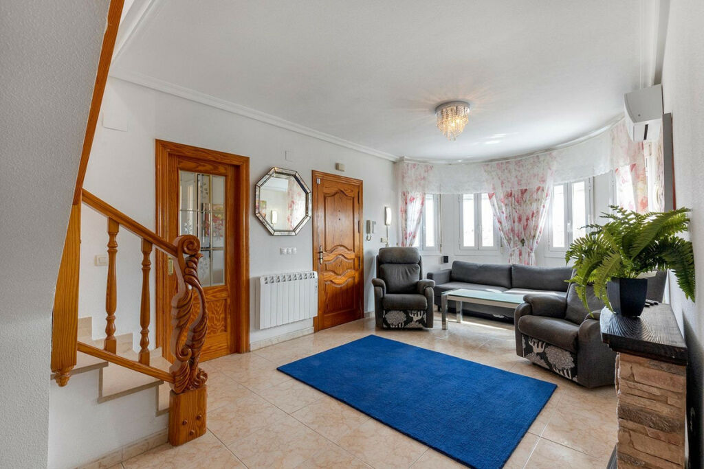 Detached Villa Torrevieja Alicante - image 14