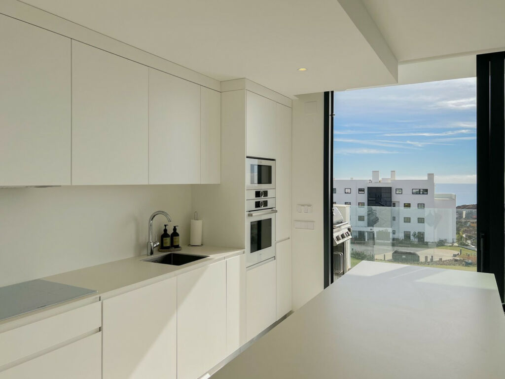Middle Floor Apartment Higueron Málaga - image 14