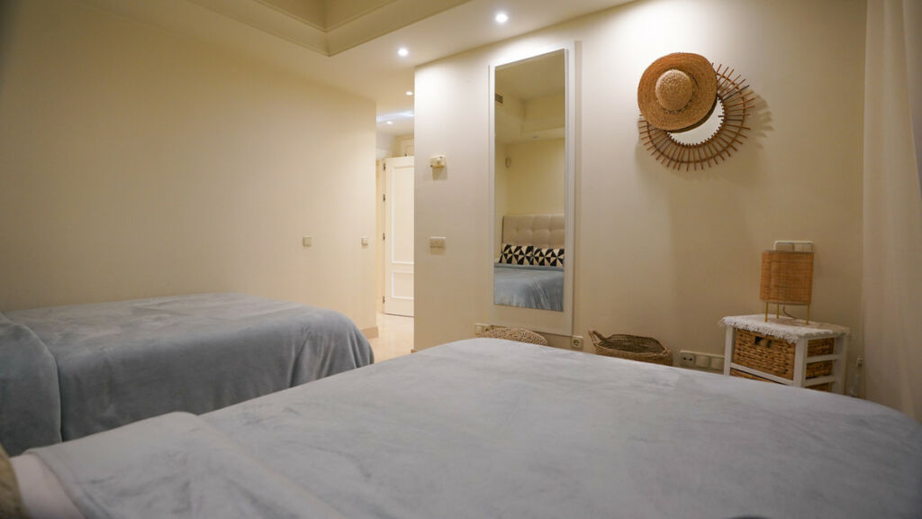 Penthouse Puerto Banús Málaga - image 14