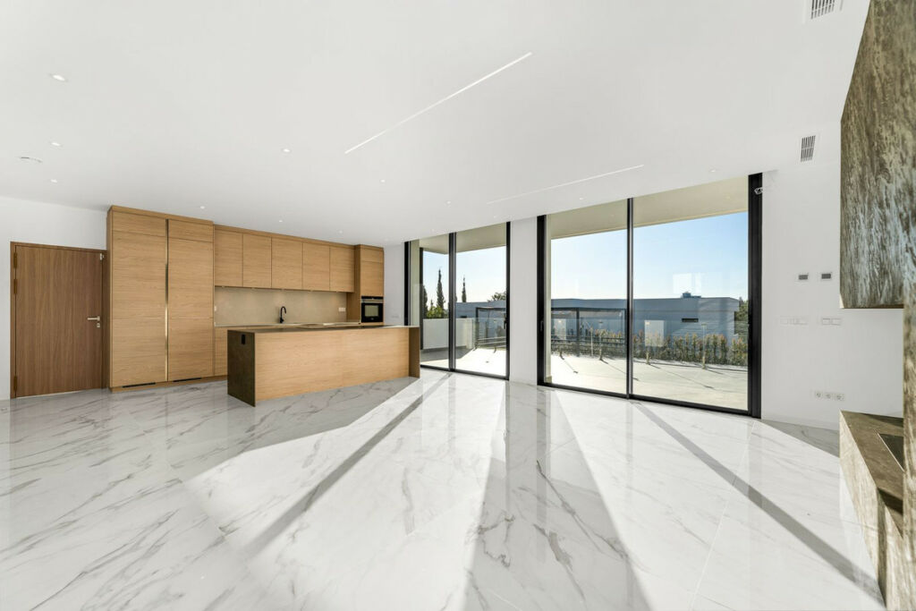 Detached Villa Benahavís Málaga - image 8