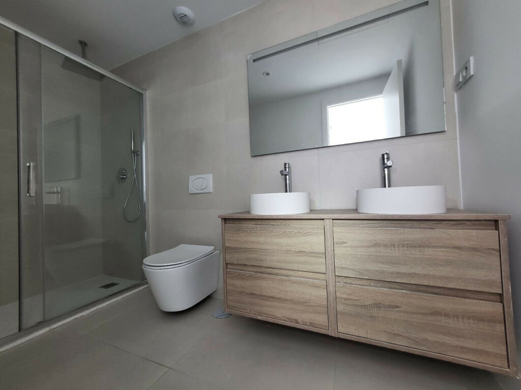 Middle Floor Apartment Fuengirola Málaga - image 15