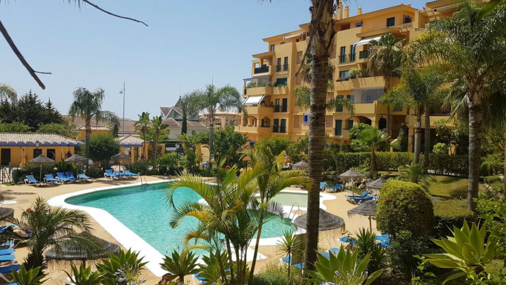 Middle Floor Apartment San Pedro de Alcántara Málaga - image 15