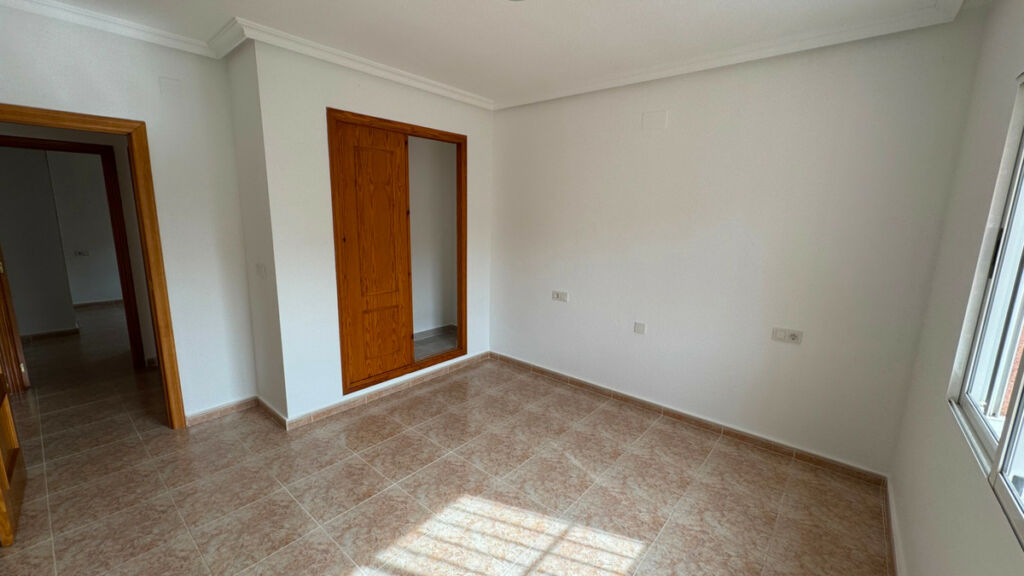 Detached Villa Algorfa Alicante - image 16