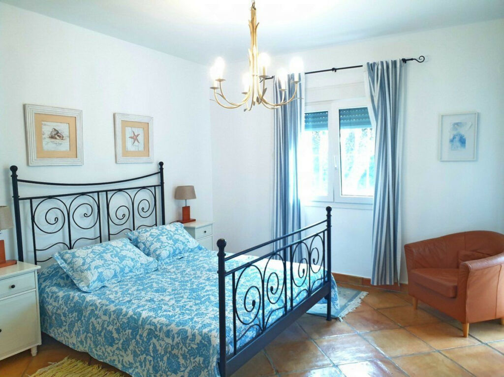 Detached Villa Moraira Alicante - image 15