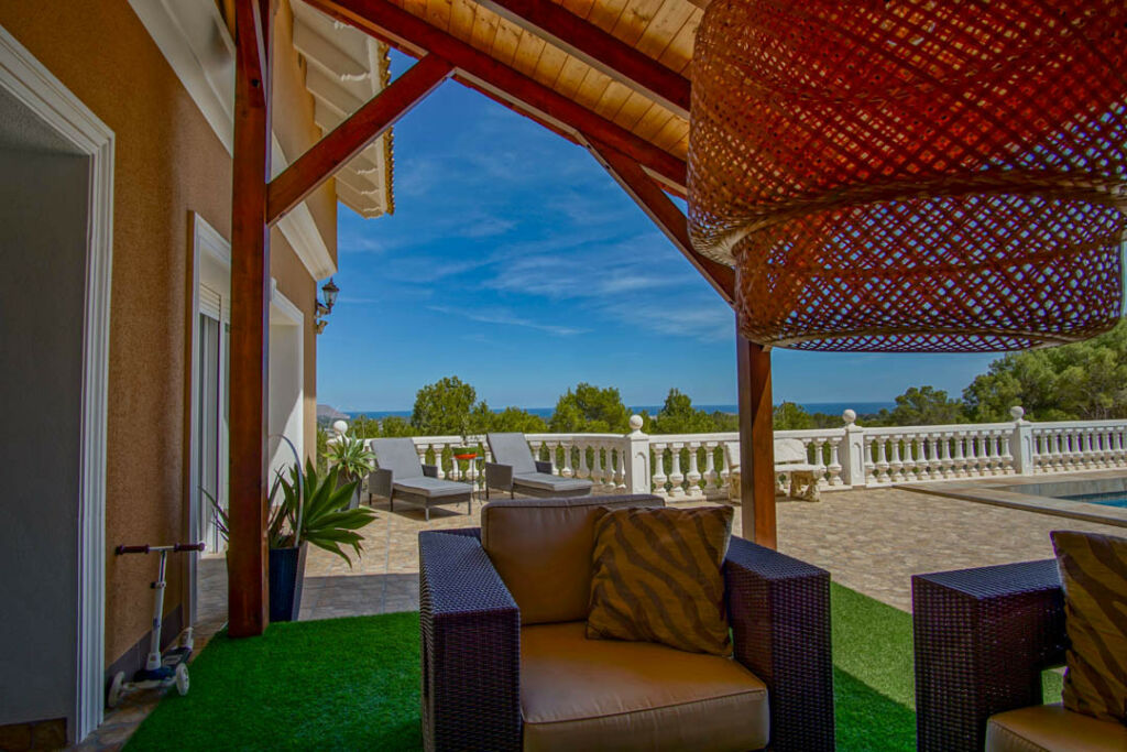 Detached Villa La Nucia Alicante - image 15