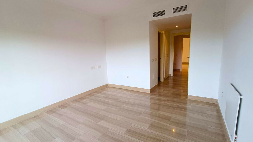 Middle Floor Apartment Sotogrande Alto Cádiz - image 15