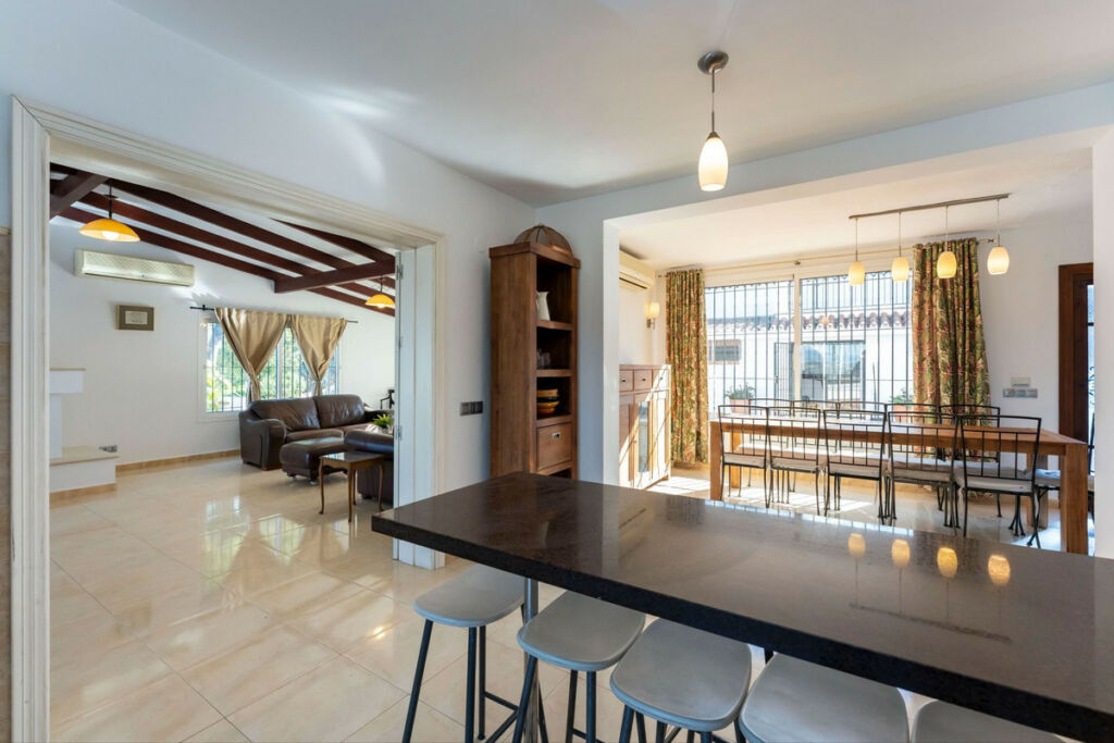 Detached Villa Alhaurín el Grande Málaga - image 15