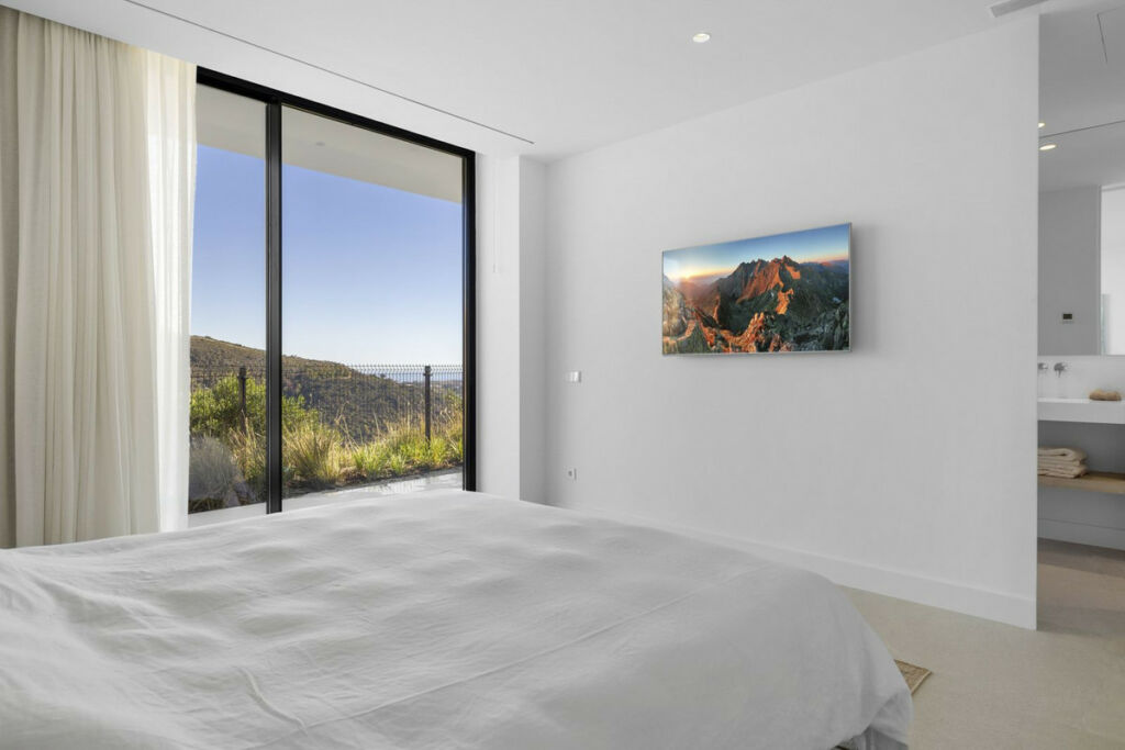 Detached Villa Benahavís Málaga - image 29