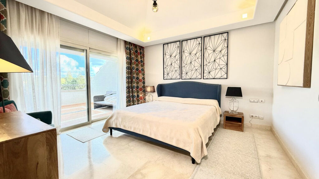 Penthouse The Golden Mile Málaga - image 14