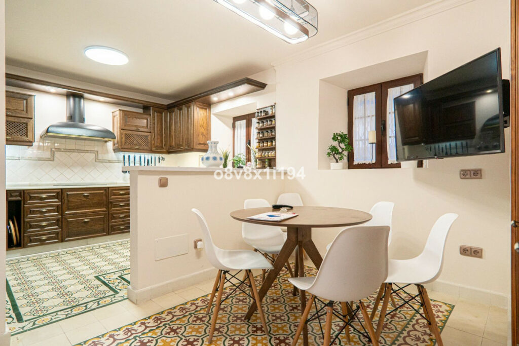 Detached Villa Fuengirola Málaga - image 15
