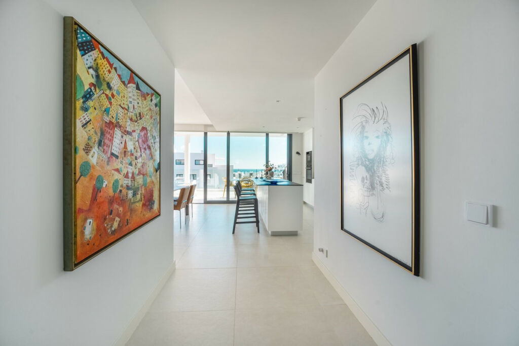 Middle Floor Apartment Fuengirola Málaga - image 15