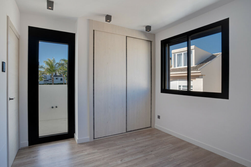 Detached Villa Costalita Málaga - image 15