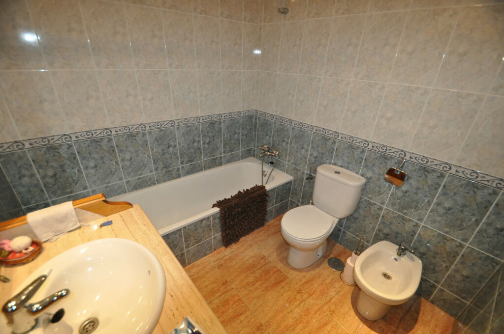 Townhouse Pinoso Alicante - image 15
