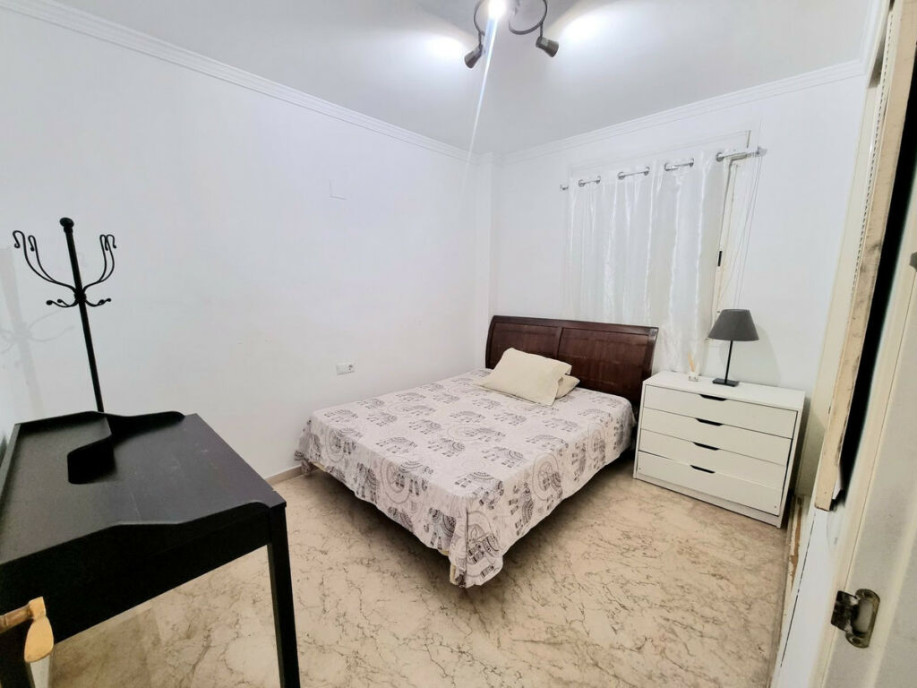 Middle Floor Apartment Puerto Banús Málaga - image 15
