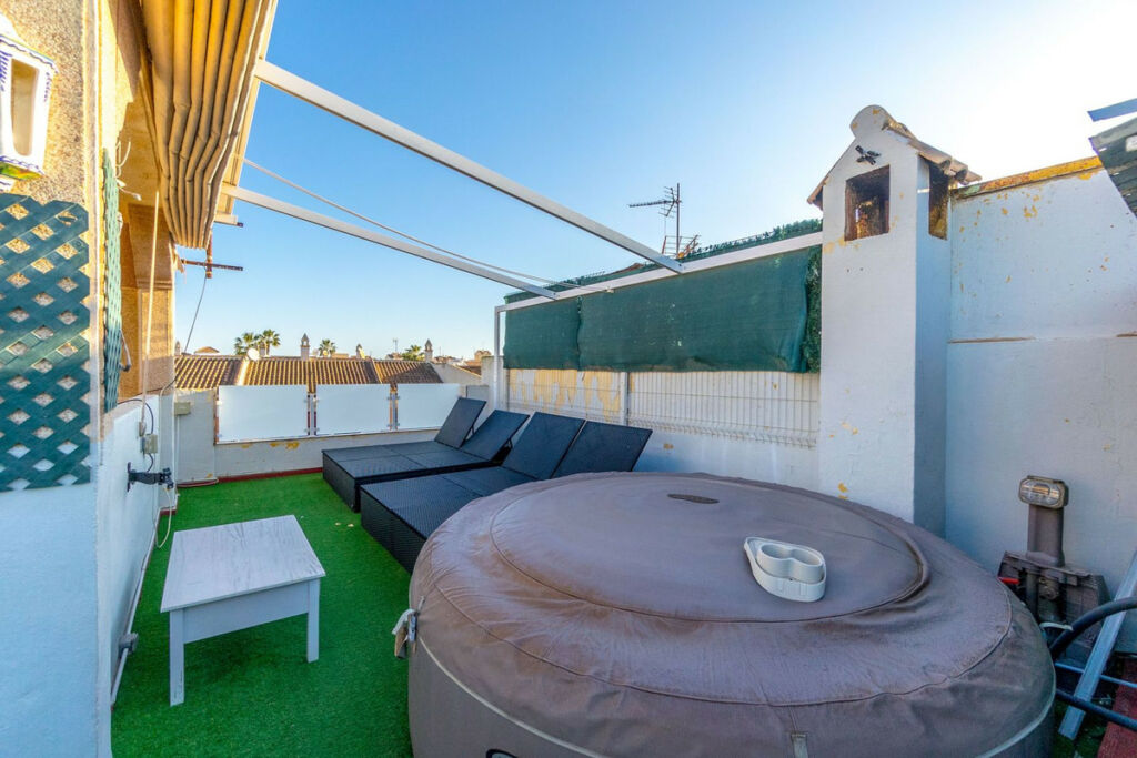 Townhouse Torrevieja Alicante - image 15