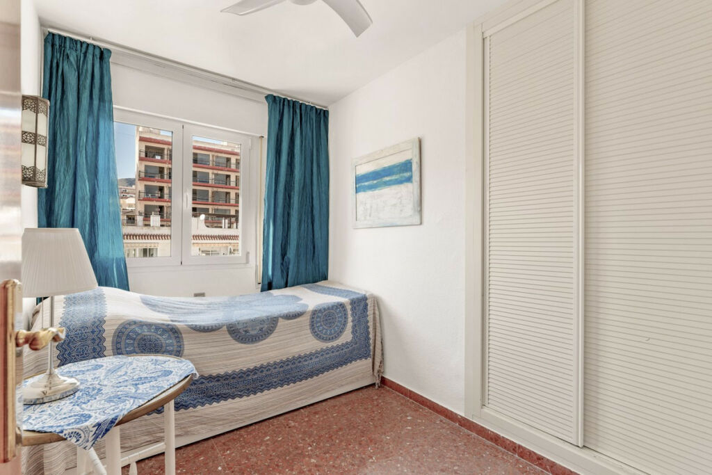 Middle Floor Apartment Torremolinos Málaga - image 16