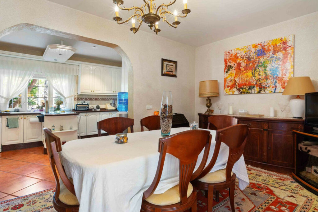 Detached Villa Cabo Roig Alicante - image 16