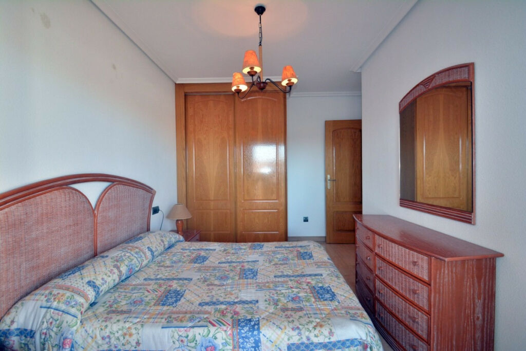 Penthouse Guardamar del Segura Alicante - image 16